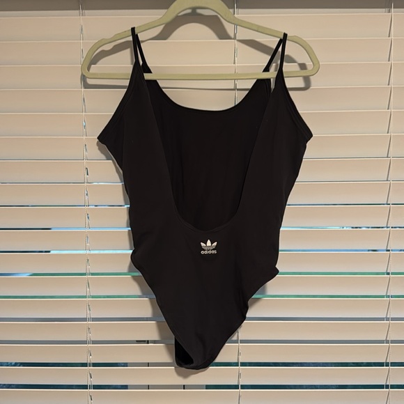 ADIDAS Bodysuit & Joggers - Picture 6 of 7